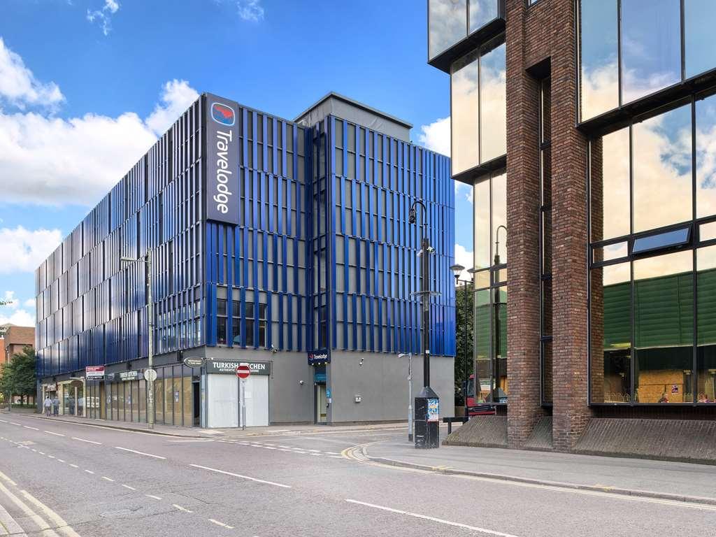 Travelodge Peterborough Central Esterno foto